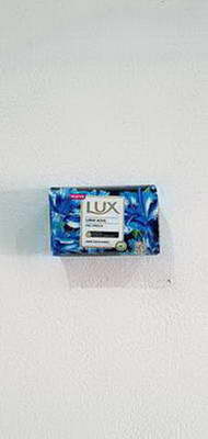 JABON LUX LIRIO ( AZUL ) X 125 G
