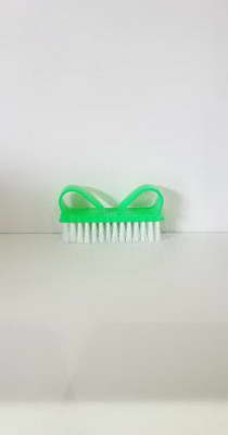CEPILLO  P/UÃAS C/MANGO X 2 X 1