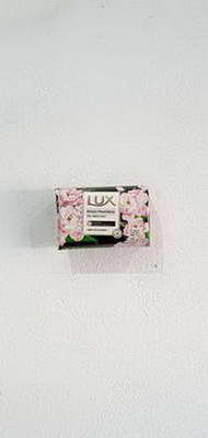 JABON LUX ROSA FRANCESA ( ROSA ) ( BULTO  X 72 ) X 125 G