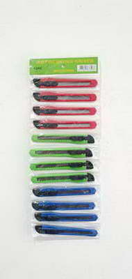 CUTTER 9 MM TIRA X 12 UNID X 1