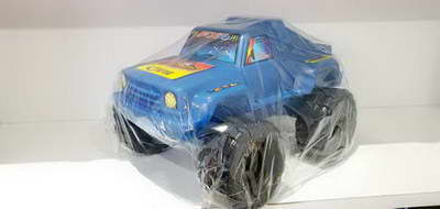 J.( MACA ) CAMIONETA 4 X 4 MED PATONA ( BULTO X 8  ) X 1