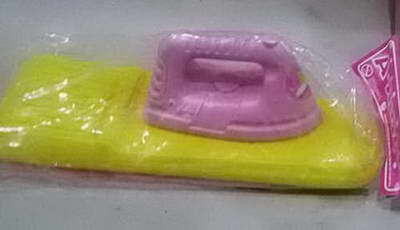 J.( MACA ) JUEGO SET PLANCHA + TABLA DE PLANCHAR  X 1