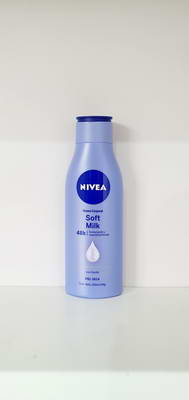 NIVEA CREMA CORPORAL SOFT ( CELESTE )( BULTO X 12 ) X 250 M L